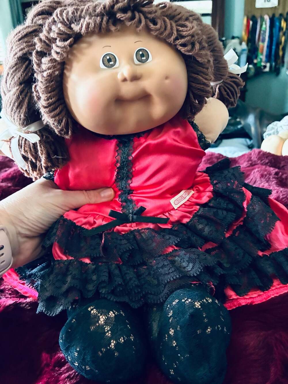 Vtg Cabbage Patch  Doll Brown Hair/brown eyes in Red and Black Lace Dress A506